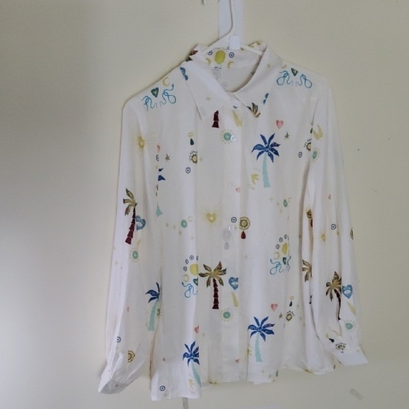 Never Fully Dressed Tops - Never Fully Dressed Tropical Print Womans Shirt Size L